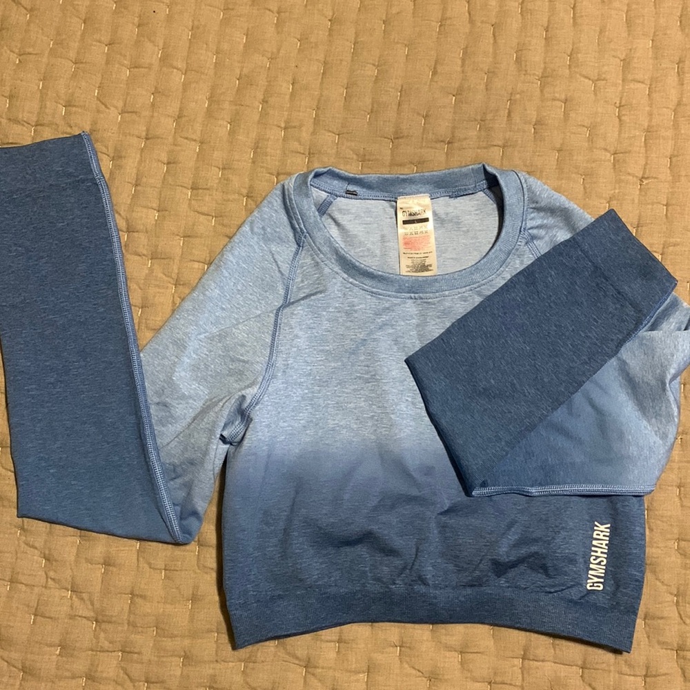 Gymshark long sleeved crop top